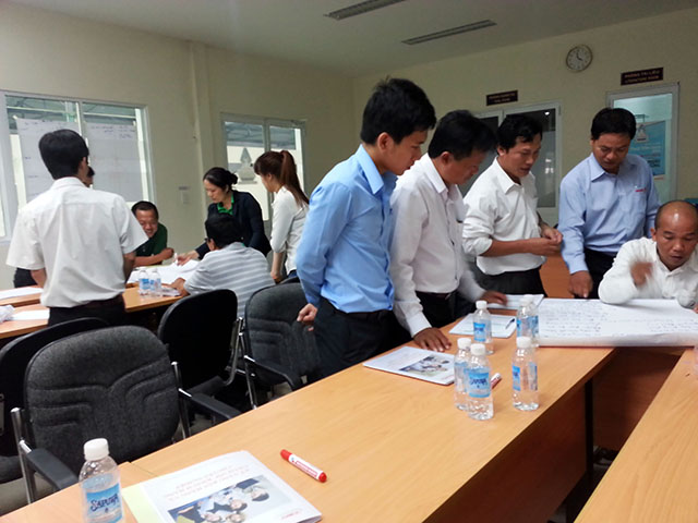 Kỹ năng bán hàng & chăm sóc Khách Hàng chuyên nghiệp - ISUZU (25 & 26.09.2014)